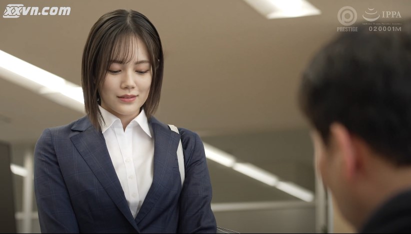 Em nhân viên xinh đẹp và tên sếp thèm vếu Remu Suzumori